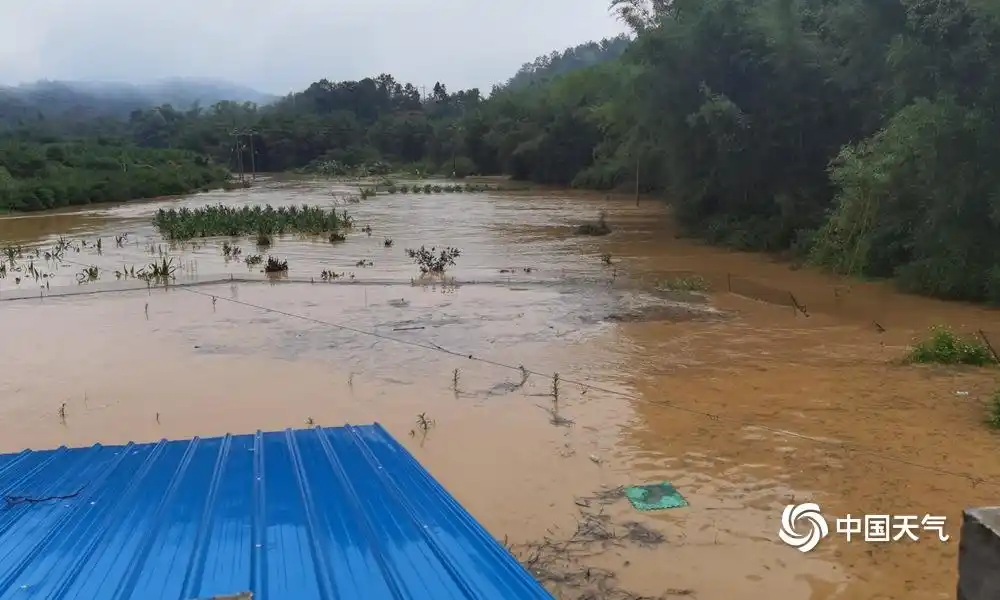 贺州市昭平县暴雨天气_昭平县河水暴涨_昭平县天气