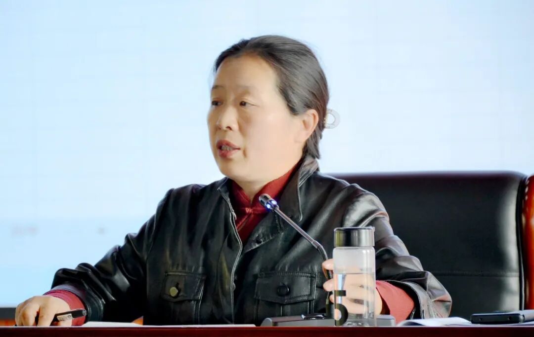 洛阳栾川一高校长_高三年级一测成绩分析_栾川一高洛阳市一测分析暨二测动员大会