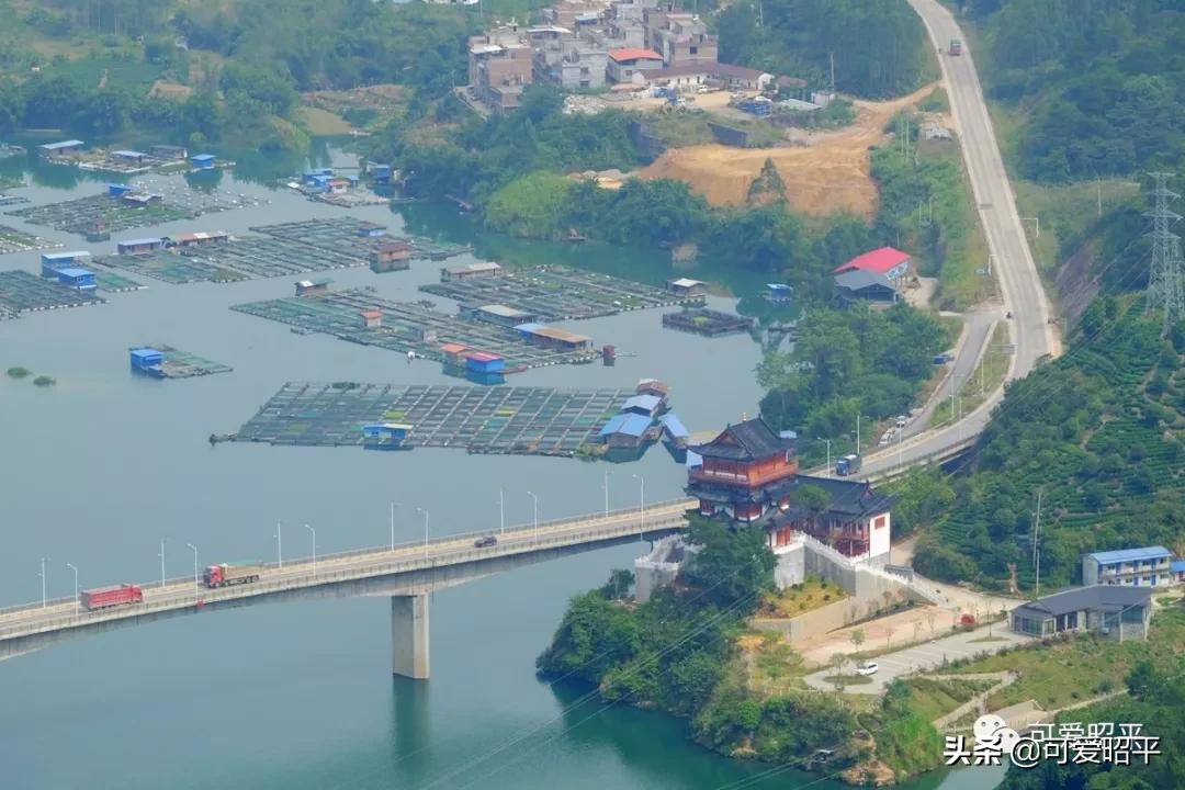 桂江旅游新格局_广西西江生态旅游带_梧州到昭平的汽车