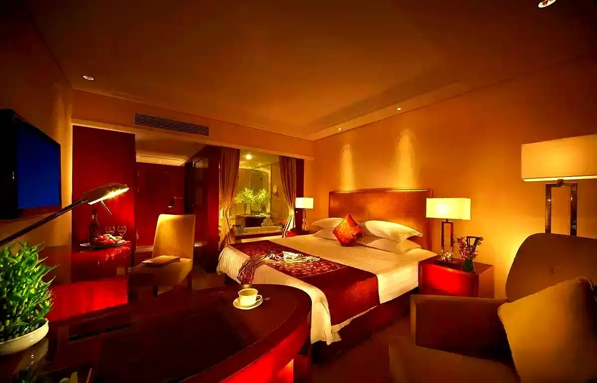 东钱湖别墅日租房_宁波东钱湖纪家庄开元度假村_东钱湖纪家庄小木屋住宿体验