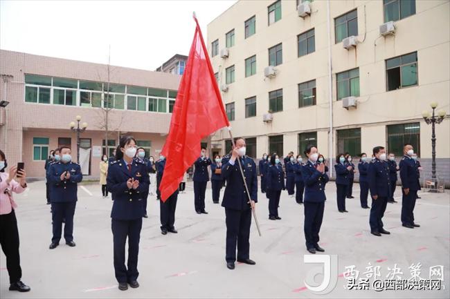 宝鸡市凤翔区市场监督管理局党员抗疫先锋队：紧急集结 待令出征